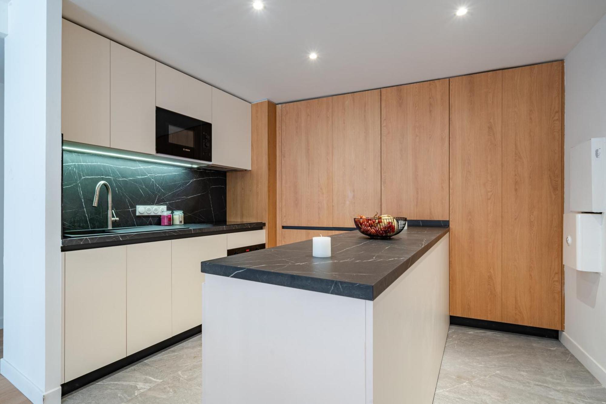 Near Old Town And Apartment Fully Renovated Nice Buitenkant foto