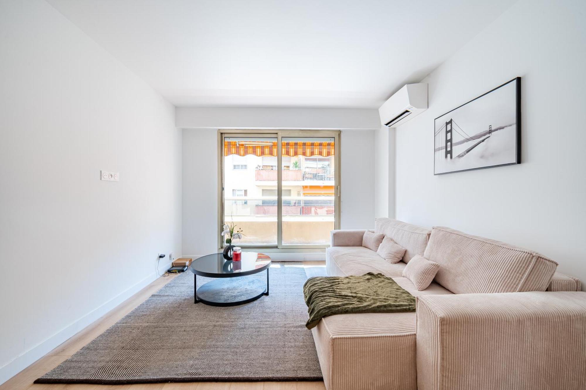 Near Old Town And Apartment Fully Renovated Nice Buitenkant foto